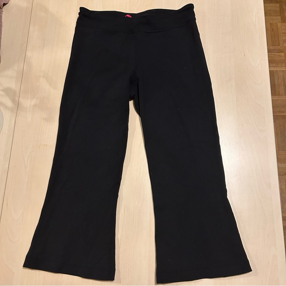 lululemon flare crop with slit